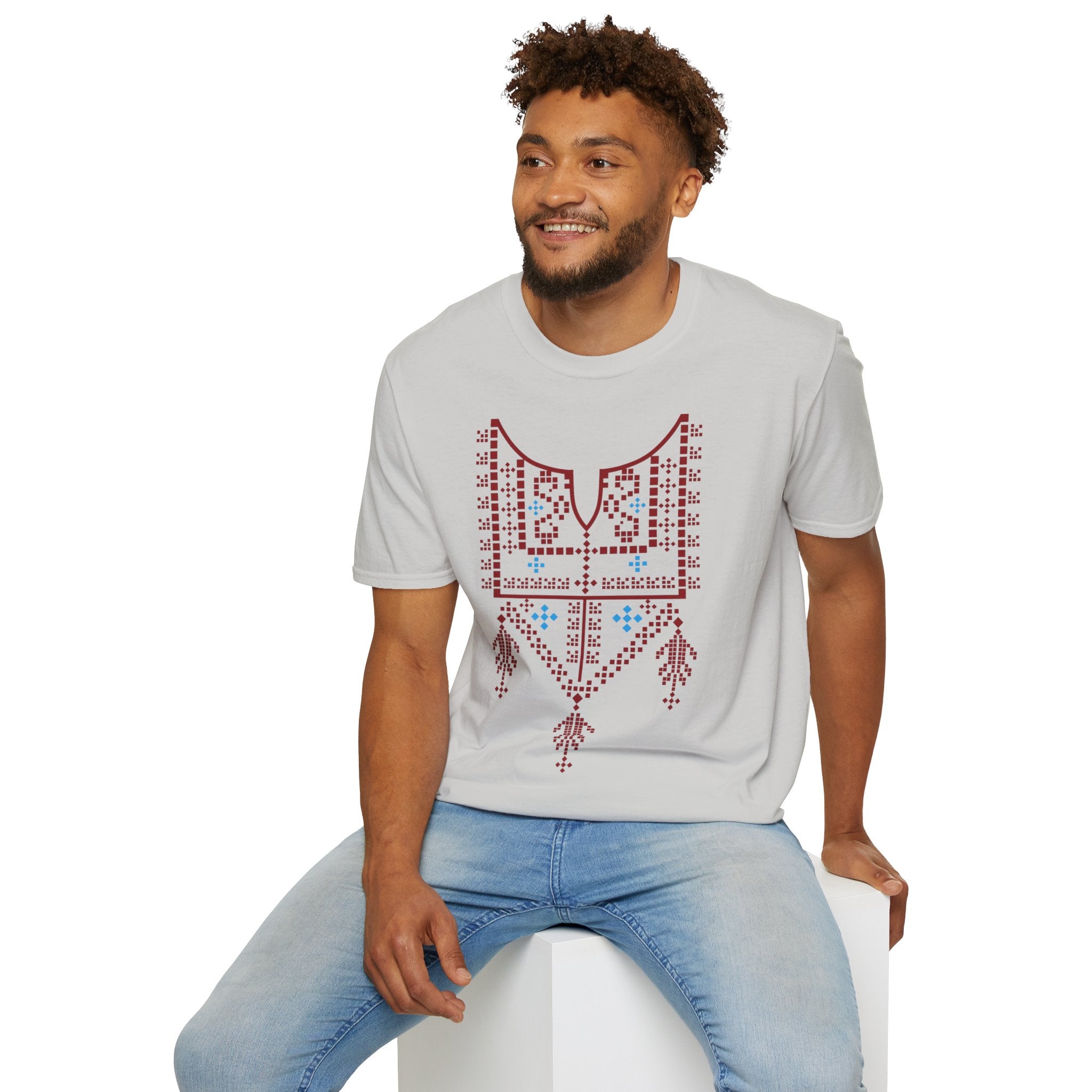 Red Palestinian Tatreez Unisex Softstyle T-Shirt