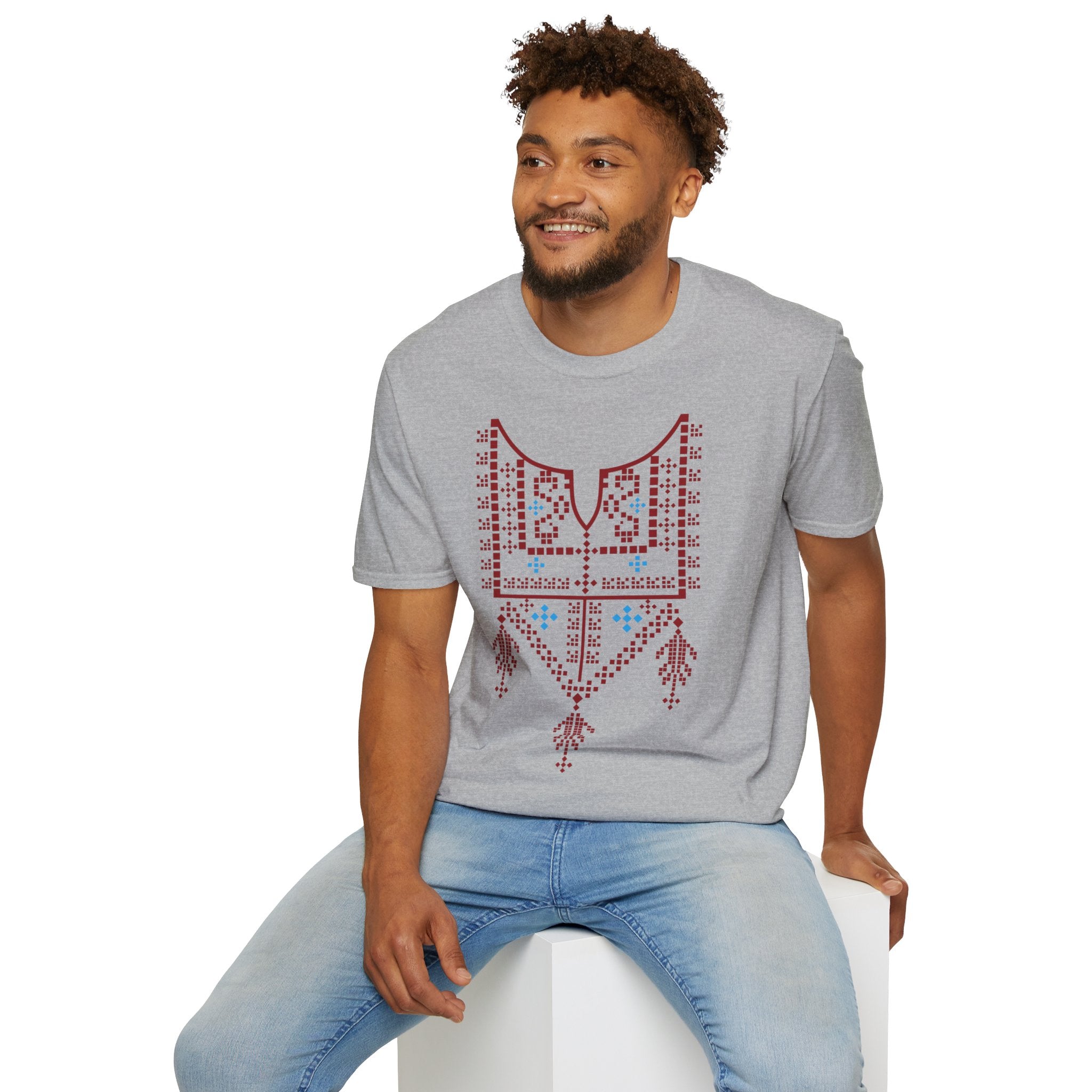 Red Palestinian Tatreez Unisex Softstyle T-Shirt